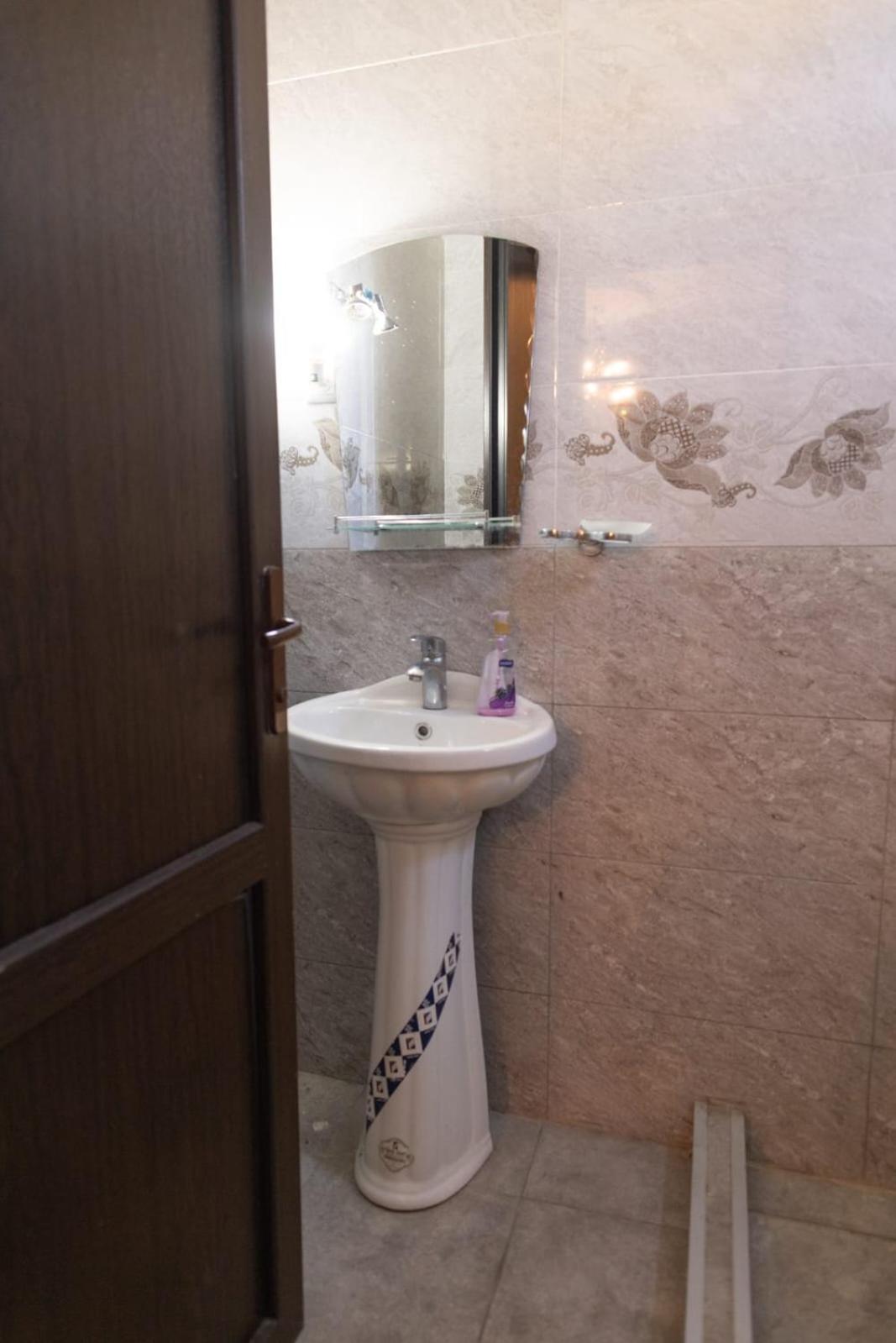Hotel Wine House Tbilisi Esterno foto